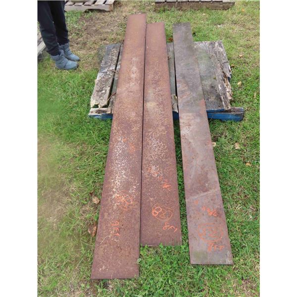 3 Steel Plates ; 7/16'' x 8'' x 8' , 7/16'' x 8 1/2'' x 8' , 9/16'' x 9'' x 9' 