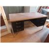 Image 1 : Metal Office Desk 30'' x 60'' 