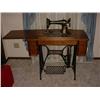 Image 1 : SINGER TRENDLE MACHINE
