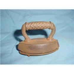 MINI SAD IRON 2 3/4"