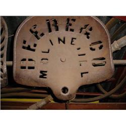 DEERE MOLINE TRACTOR SEAT