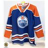 Image 1 : OFFICIAL NHL REEBOK YOUTH L/XL OILER'S JERSEY