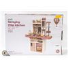 Image 1 : NEW KIDS N' BEYOND SPRAYING MIST KITCHEN PLAY SET