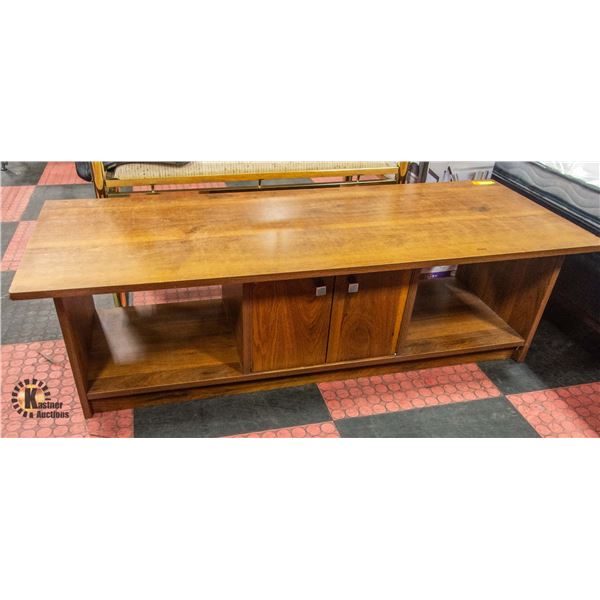 VINTAGE COFFEE TABLE