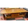 Image 1 : VINTAGE COFFEE TABLE