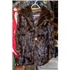 Image 1 : VINTAGE MINK FUR LADIES COAT SIZE MEDIUM