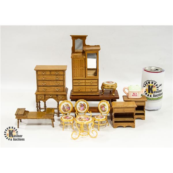 FLAT OF MINIATURE FURNITURE