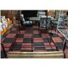 Image 1 : NEWLY ASSEMBLED QUEEN METAL BED FRAME