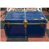 Image 1 : BLUE VINTAGE METAL TRUNK HAS BEEN PAINTED