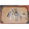 FLAT WITH 6 VARIOUS VISE GRIP PLIERS (SMALL,