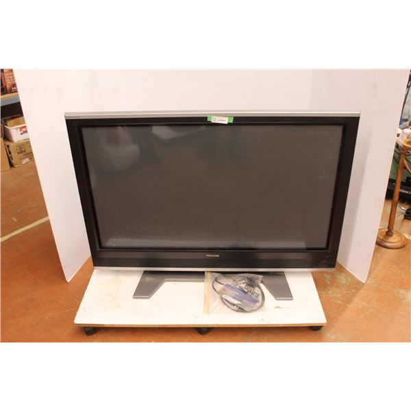 *Toshiba 48" Flatscreen TV with Remote
