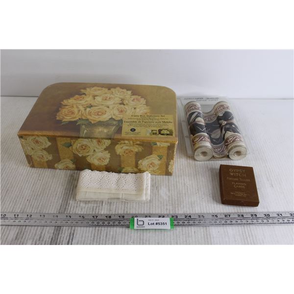 Fortune Telling Cards, Carry Box Stationery Set - Sealed, Lace Border (?), Wallpaper Border - Never 