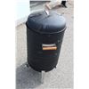 Image 4 : ** MECO Smoker on Stand - Untested