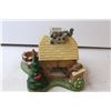 Image 3 : Partylite Wood Cabin Scene Ceramic