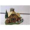 Image 4 : Partylite Wood Cabin Scene Ceramic