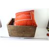 Image 1 : Wooden Apple Crate - Christmas Pillow - Micro Insulated Bag
