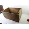 Image 4 : Wooden Apple Crate - Christmas Pillow - Micro Insulated Bag