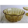 Image 3 : (3) Amber Glass Serving Items - Cake Stand, Bowl