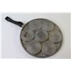 Image 2 : Nordic Ware - Patterned Bug Pancake Skillet
