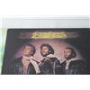 Image 3 : Bee Gees, Simon & Garfunkel, Glass Tiger Vinyl Records