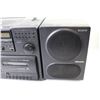 Image 4 : Sony Cassette Stereo AM- FM Radio (powers on)