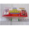Image 1 : Score 1990 NHL Hockey Collector Set-sealed