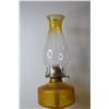 Image 4 : Yellow Glass Kerosene Lamp