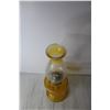 Image 6 : Yellow Glass Kerosene Lamp