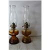 Image 5 : (2) Glass Kerosene Lamps