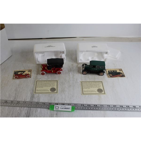 1909 Ford Model T Touring Car Toy, 1926 Ford Fordor Toy