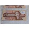 Image 3 : ^ (2x Bid Price) (2) 1986 Canadian $2 Bills