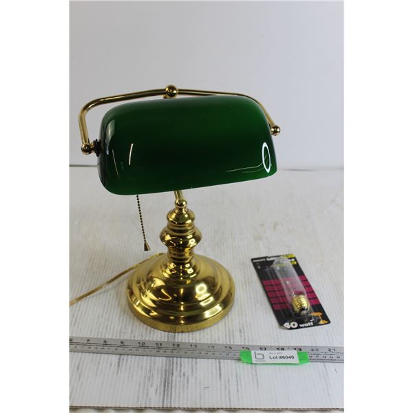 Desk Lamp - Works, 40W Tube Lightbulb - Sealed