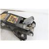 Image 3 : Torin Black Jack Hydraulic Jack - 2 1/2 ton