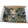 Image 5 : Bag of Vintage Marbles & Shooter Marbles