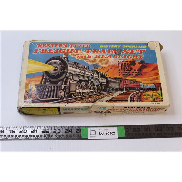 Western Flyer Freight Train Set (No Locomotive)