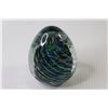 Image 4 : Egg Shaped - Art Glass - Paperweight