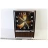 Image 2 : Vintage Bulova Transistor Clock (hour strike mute button working)