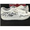 Image 2 : RUBEN STUDDARD PERFORMANCE WORN SHOES SIGNED BY HIM, CLAY AIKEN AND ALL TOP 10 SEASON 2 CONTESTANTS