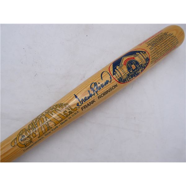 FRANK ROBINSON SIGNED COOPERSTOWN BASEBALL BAT (BECKETT COA)