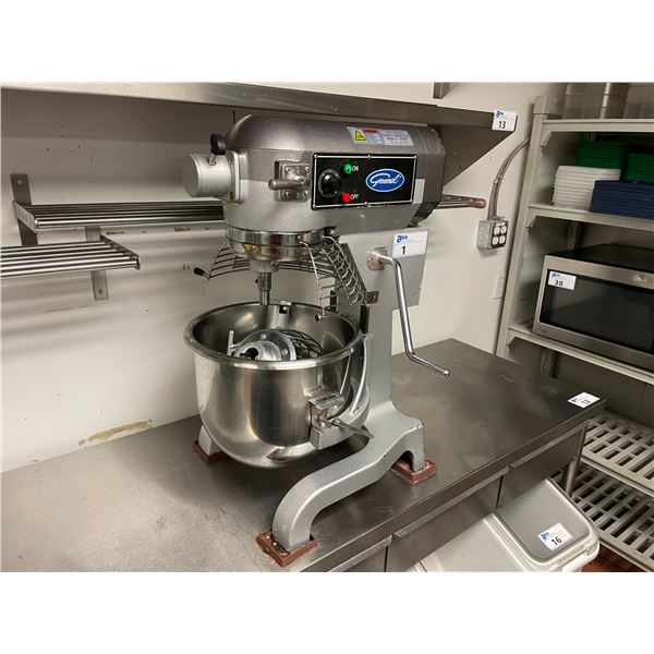 GENERAL GEM120 110V COMMERCIAL COUNTER TOP LARGE QUART MIXER WITH BOWL & ASSORTED ATTACHMENTS