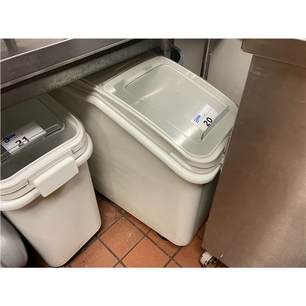 WHITE MOBILE COMMERCIAL INGREDIENTS BIN WITH LID