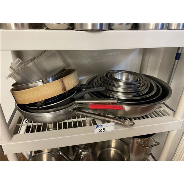 SHELF OF ASSORTED COMMERCIAL KITCHEN FRYING PANS & BOWLS ( SHELF NOT INCLUDED )