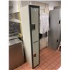 Image 1 : 3 SINGLE BAY 2 DOOR METAL LOCKER SYSTEMS