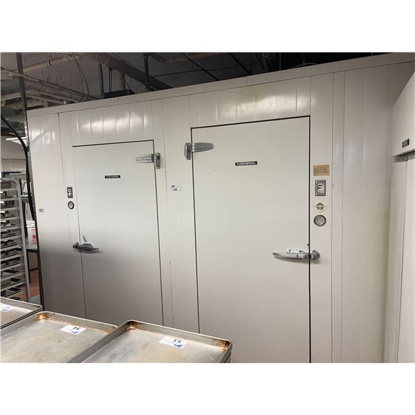 GENERAL COLDMATIC 2 DOOR COMMERCIAL 14'W X 8'D X 8'H WALK-IN COOLER / FREEZER WITH CONDENSERS