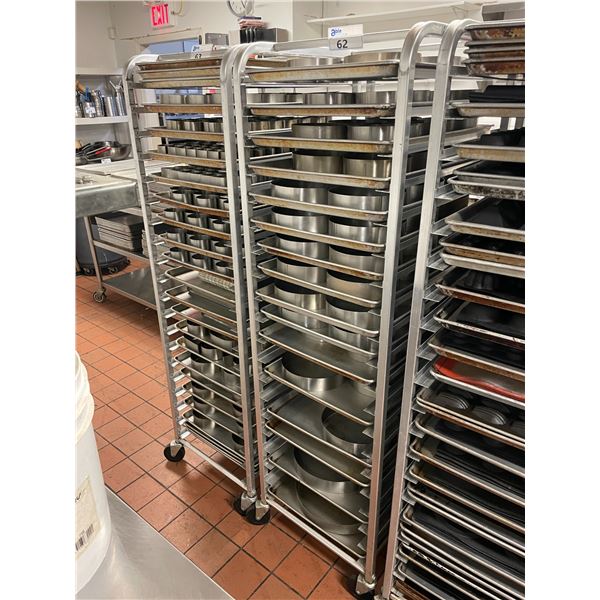 ALUMINUM 20 TRAY MOBILE COMMERCIAL BAKERS RACK WITH ASSORTED COMMERCIAL BAKING SHEETS,