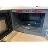 Image 2 : GALANZ EXPRESSWAVE STAINLESS STEEL COUNTER TOP MICROWAVE OVEN