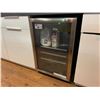 Image 1 : FRIGIDAIRE STAINLESS STEEL GLASS FRONT SINGLE DOOR MINI BEVERAGE COOLER
