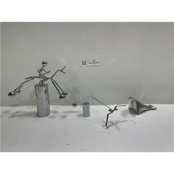 Taiwan Balance Ball Tumbler Rider Man Swing Toy And Seal Figurine