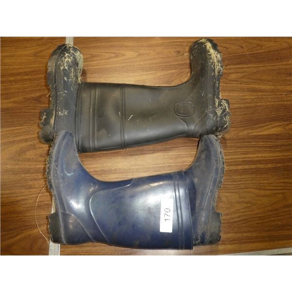rubber boots (size 7)