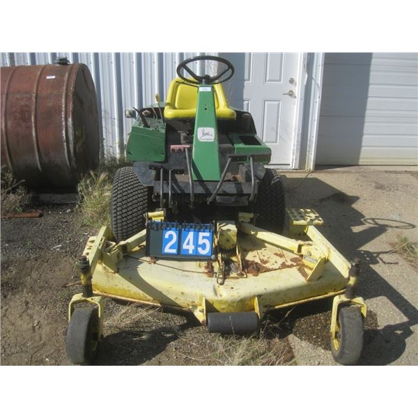 John Deere F935 riding lawn mower runs & drives
